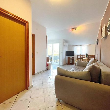 Apartments Capic Z 巴斯卡 外观 照片